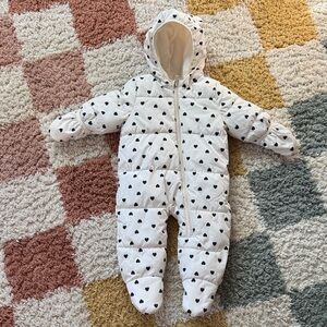 Cozy White Heart-Patterned Baby Bunting Snow Suit